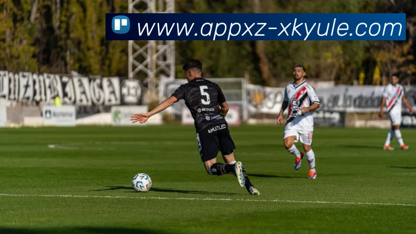 巴特勒缺阵勇士战绩下滑库里表现出色场均266分命中率达50