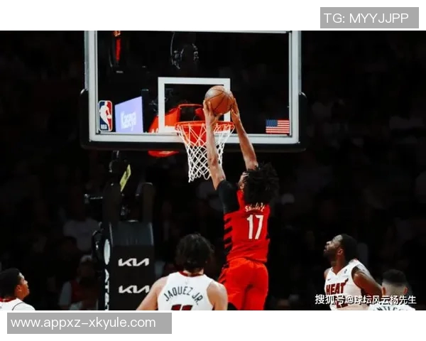 哈克斯全力以赴16投11中砍下31分8篮板4助攻却难救球队失利 哈克斯全力以赴16投11中砍下31分8篮板4助攻却难救球队失利