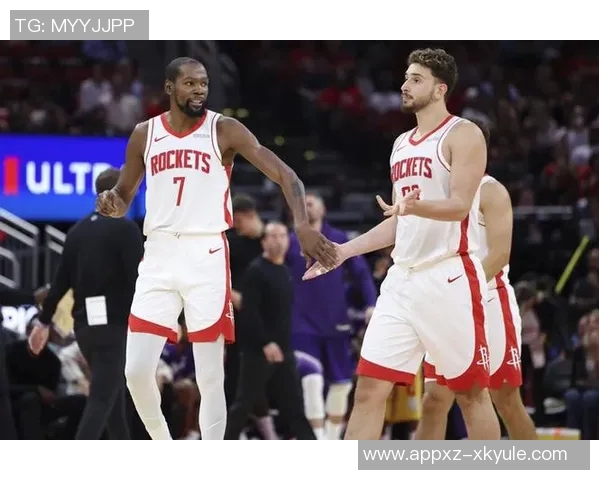 张佳玮分析火箭战术变化KD的威慑力与小贾的完美配合成关键因素 张佳玮分析火箭战术变化KD的威慑力与小贾的完美配合成关键因素